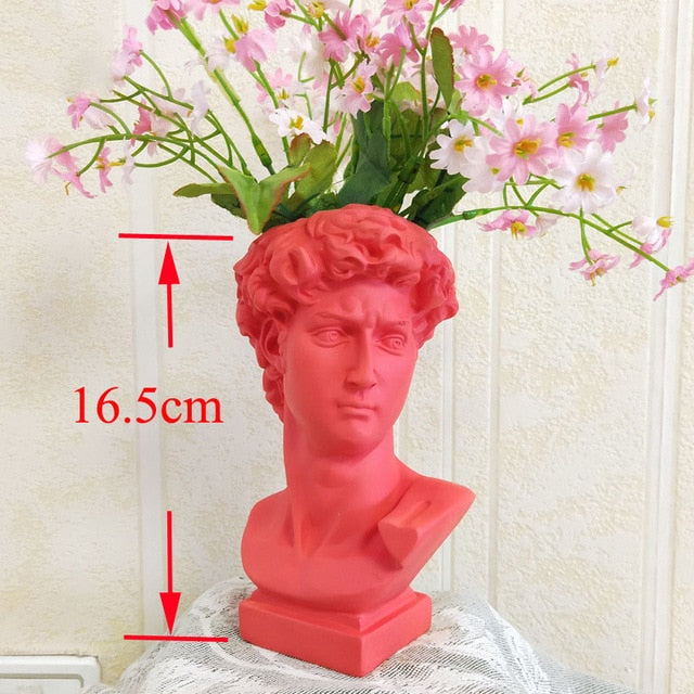 HEAD SCULPTURE VASE