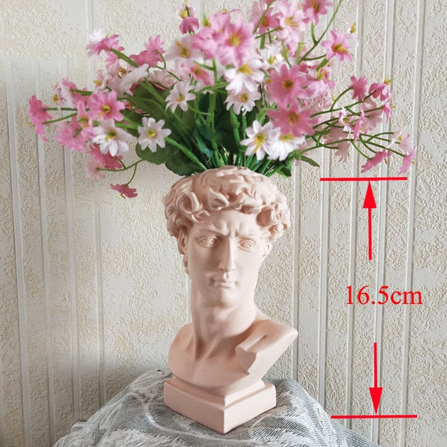 HEAD SCULPTURE VASE